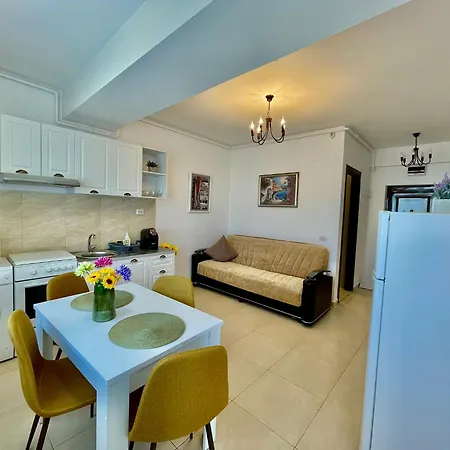 Nico Sea View Apartment Mamaia