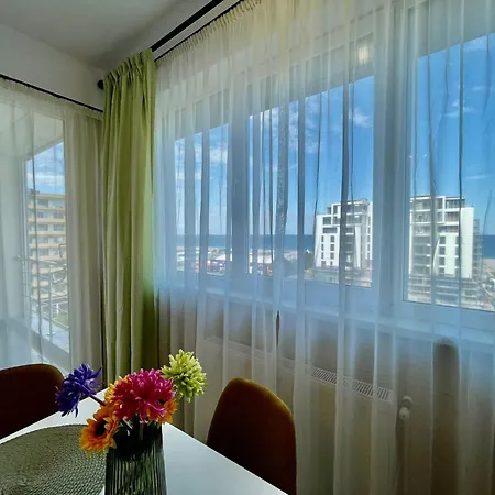 Apartment Nico Sea View *